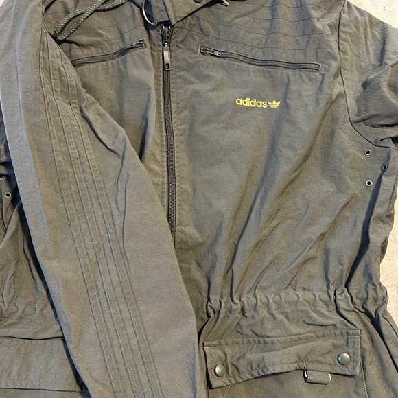 Army green jacket - Picture 4 of 4